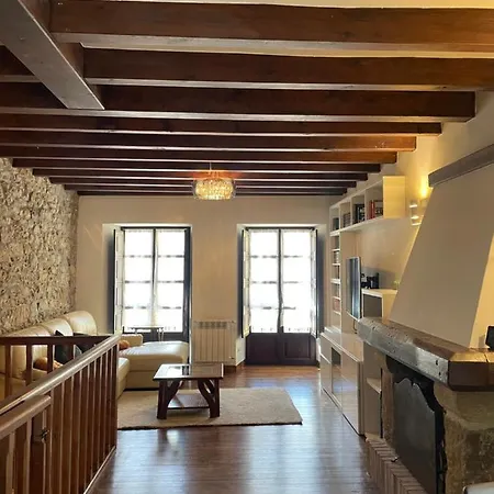 Casa En El Centro Historico * Gijon