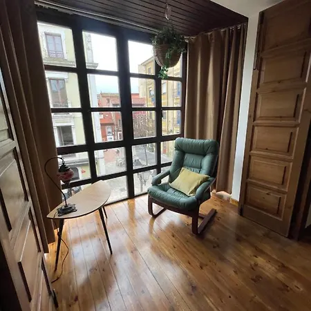 Casa En El Centro Historico * Gijon